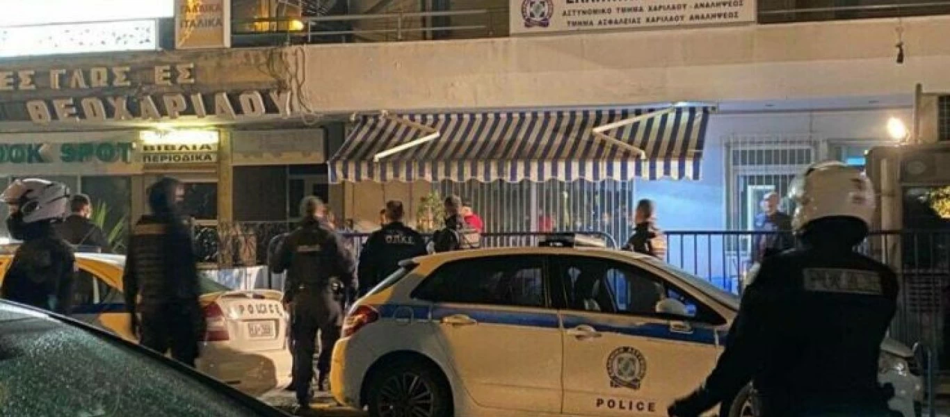 Θεσσαλονίκη: 32χρονος Σύρος αυτοτραυματίστηκε με ξυράφι έξω από αστυνομικό τμήμα (βίντεο)